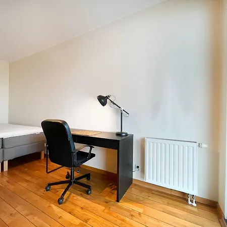 In Cozy Area For 4 Guest, Cracow Διαμέρισμα Krasków