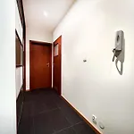 شقة In Cozy Area For 4 Guest, Cracow كراكوفيا
