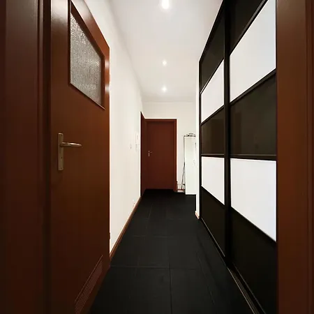 In Cozy Area For 4 Guest, Cracow * Krakow