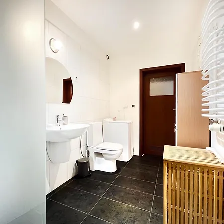 In Cozy Area For 4 Guest, Cracow * Краков