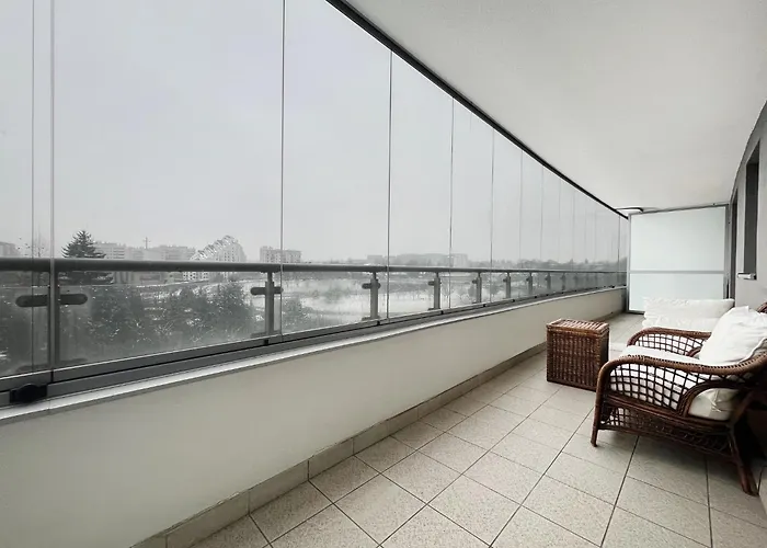 In Cozy Area For 4 Guest, Cracow Апартаменты Краков