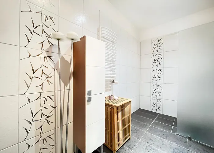 In Cozy Area For 4 Guest, Cracow Апартаменты Краков