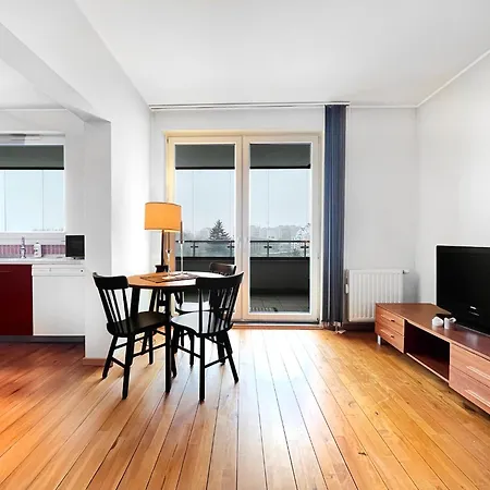 In Cozy Area For 4 Guest, Cracow Apartment Krakau