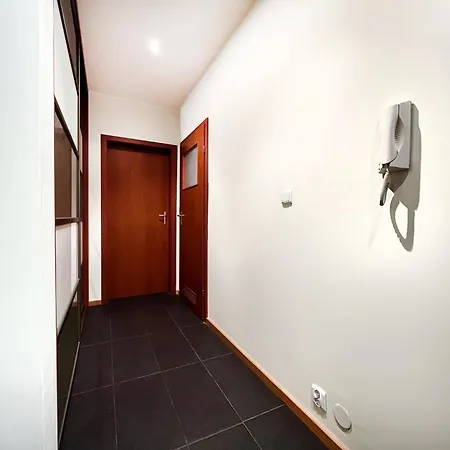 Apartment In Cozy Area For 4 Guest, Cracow Krakau